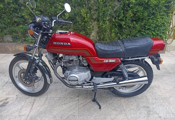 HONDA CB 400 